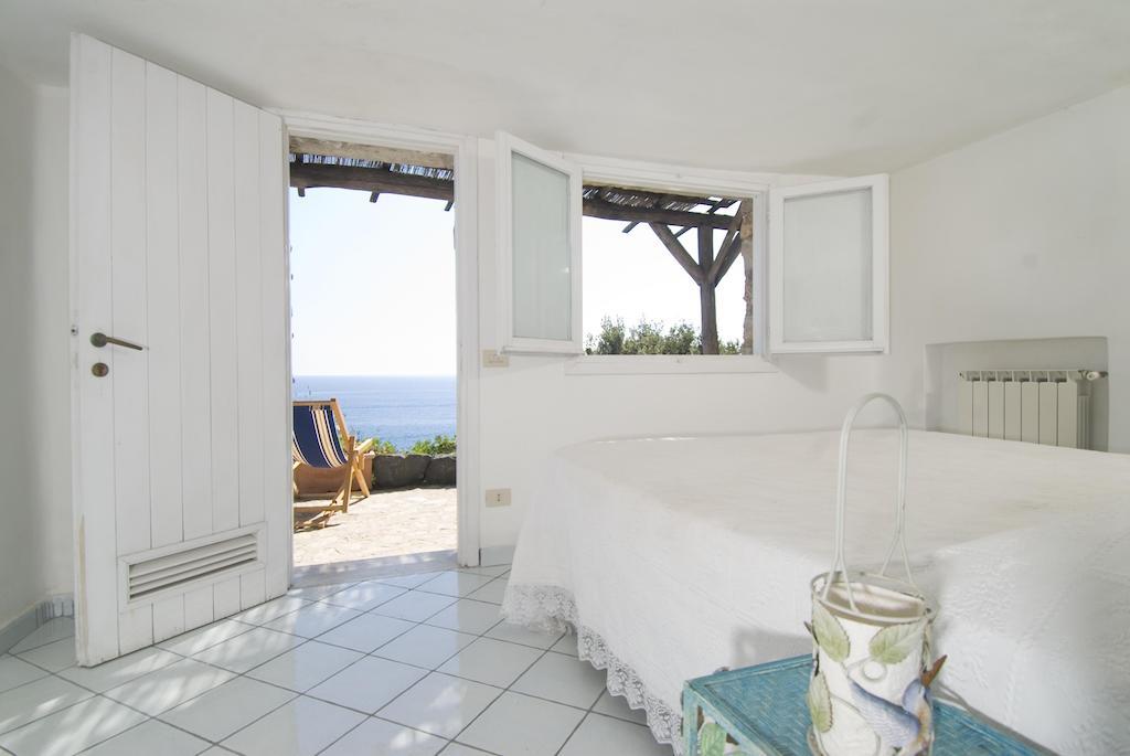Isola Di Eea Bed & Breakfast San Felice Circeo Room photo