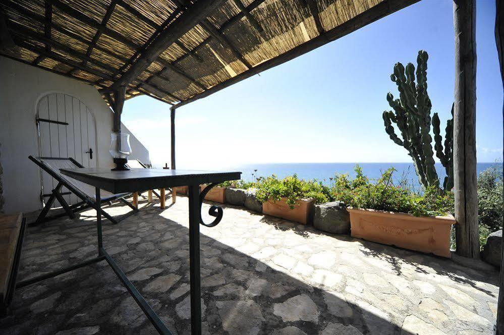 Isola Di Eea Bed & Breakfast San Felice Circeo Exterior photo